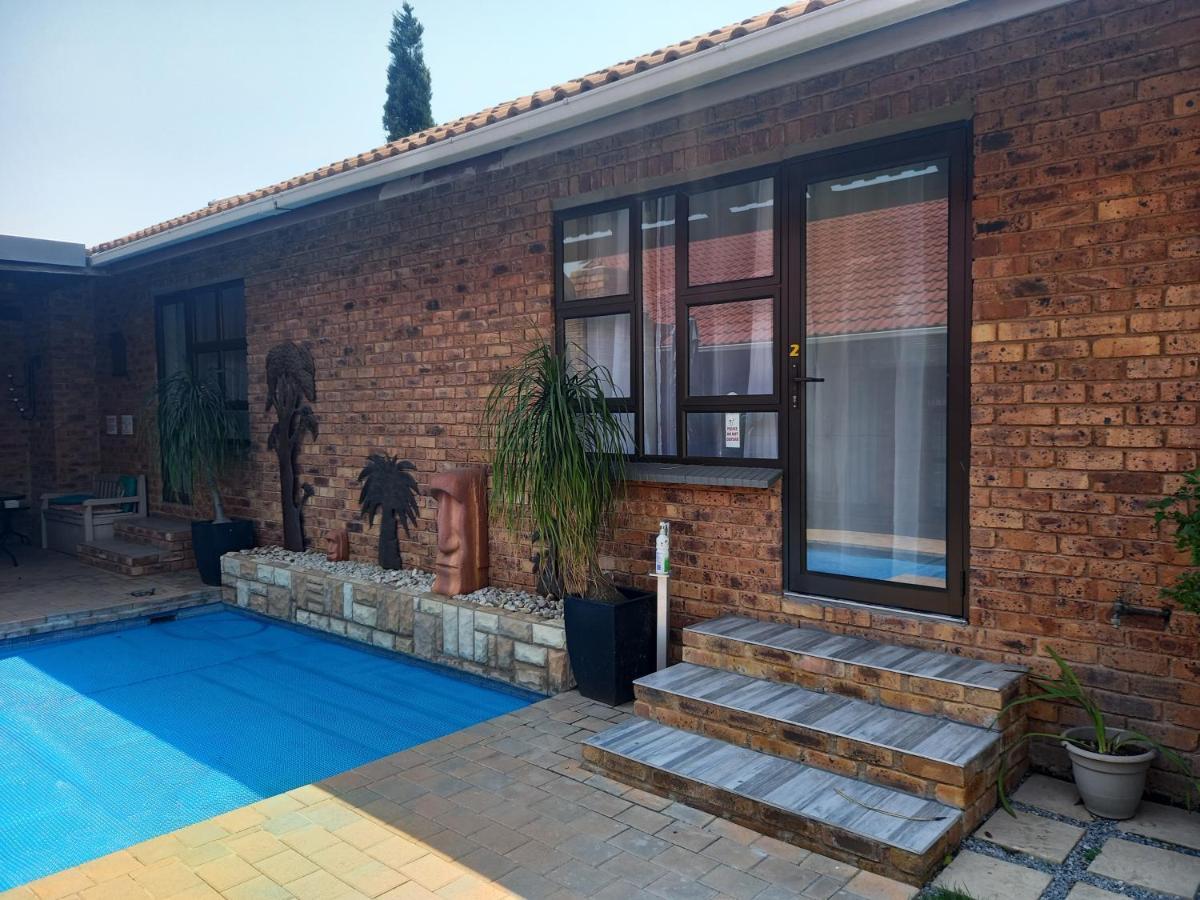 Meadows Guesthouse Germiston Exterior foto